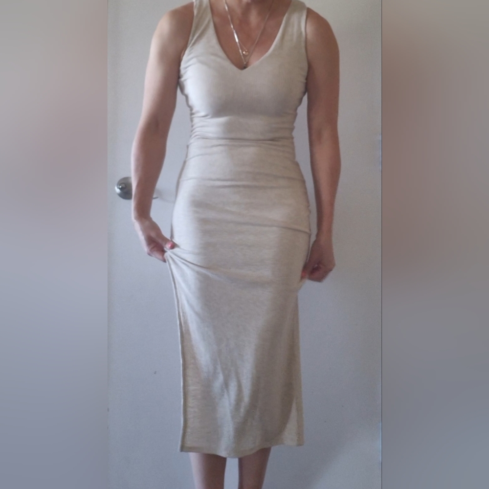 Sadie & Sage Bodycon Ribbed maxi Spring  Dress v neck side slit cream oatmeal